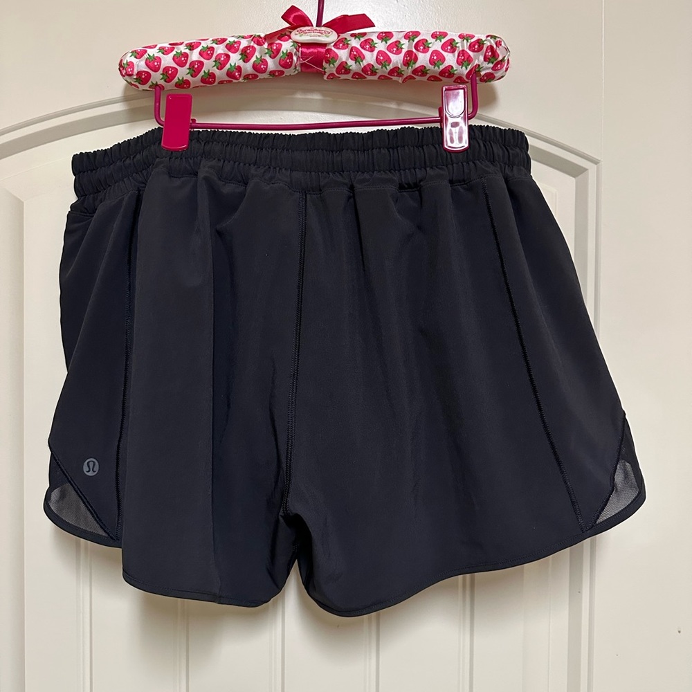 Lululemon Hotty Hot shorts size 12 tall 4” inseam